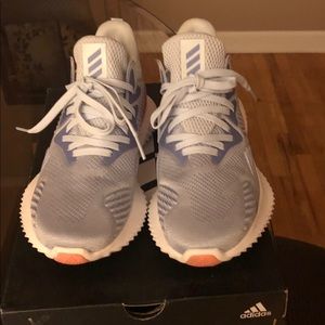 KIDS Adidas- alphabounce beyond j